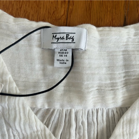 Myra Bay Off-White V-Neck Midi Dress M - Picture 6 of 16